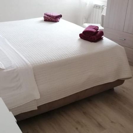 Casa Marina Hotel Фолиньо Екстериор снимка